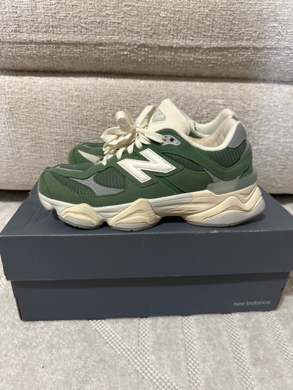 New Balance Green 9060